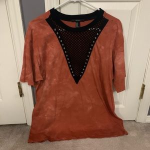 Mesh v neck acid wash shirt